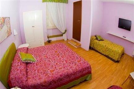 Margaret Hotel 2*