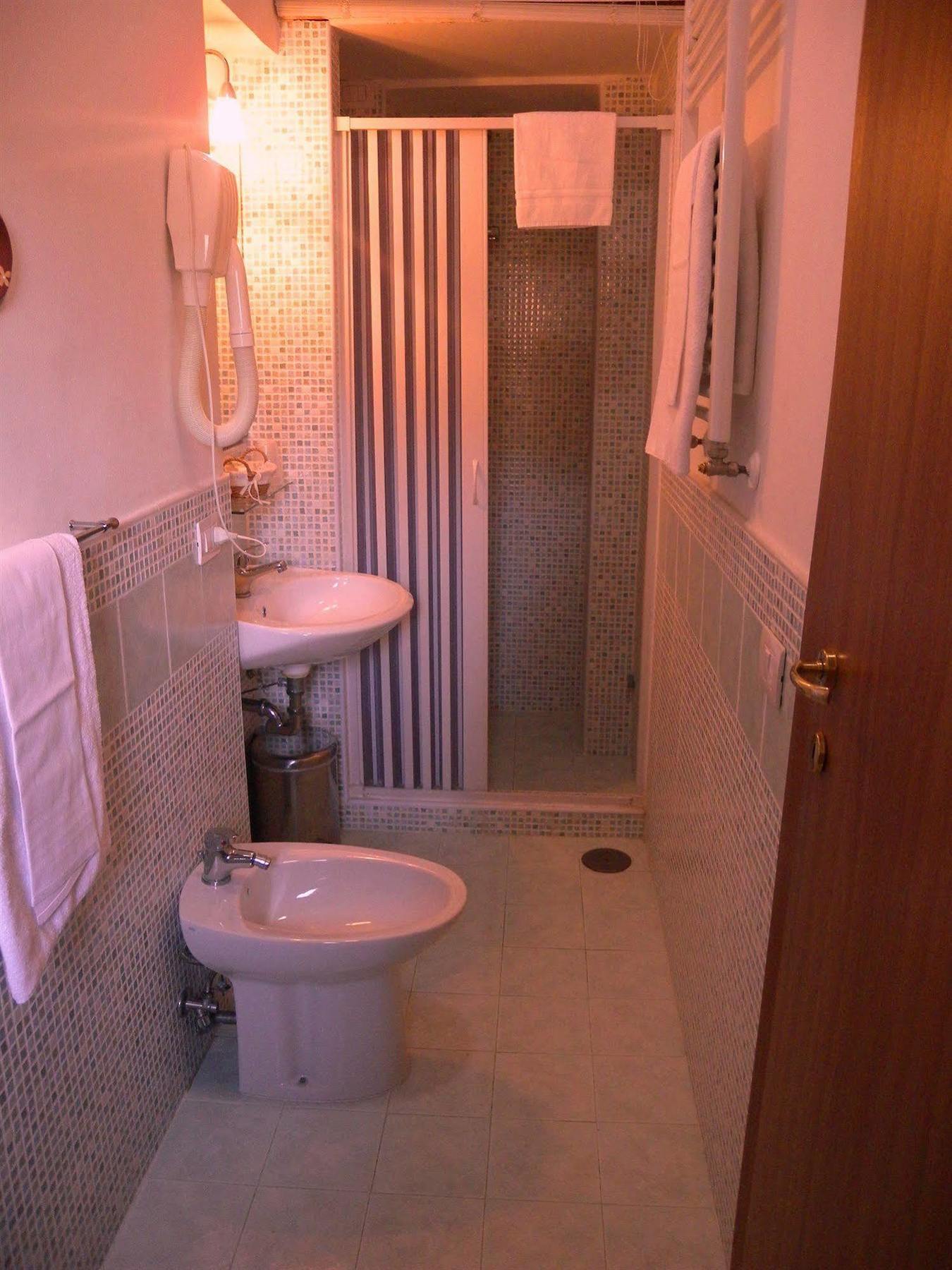 Margaret Hotel 2*