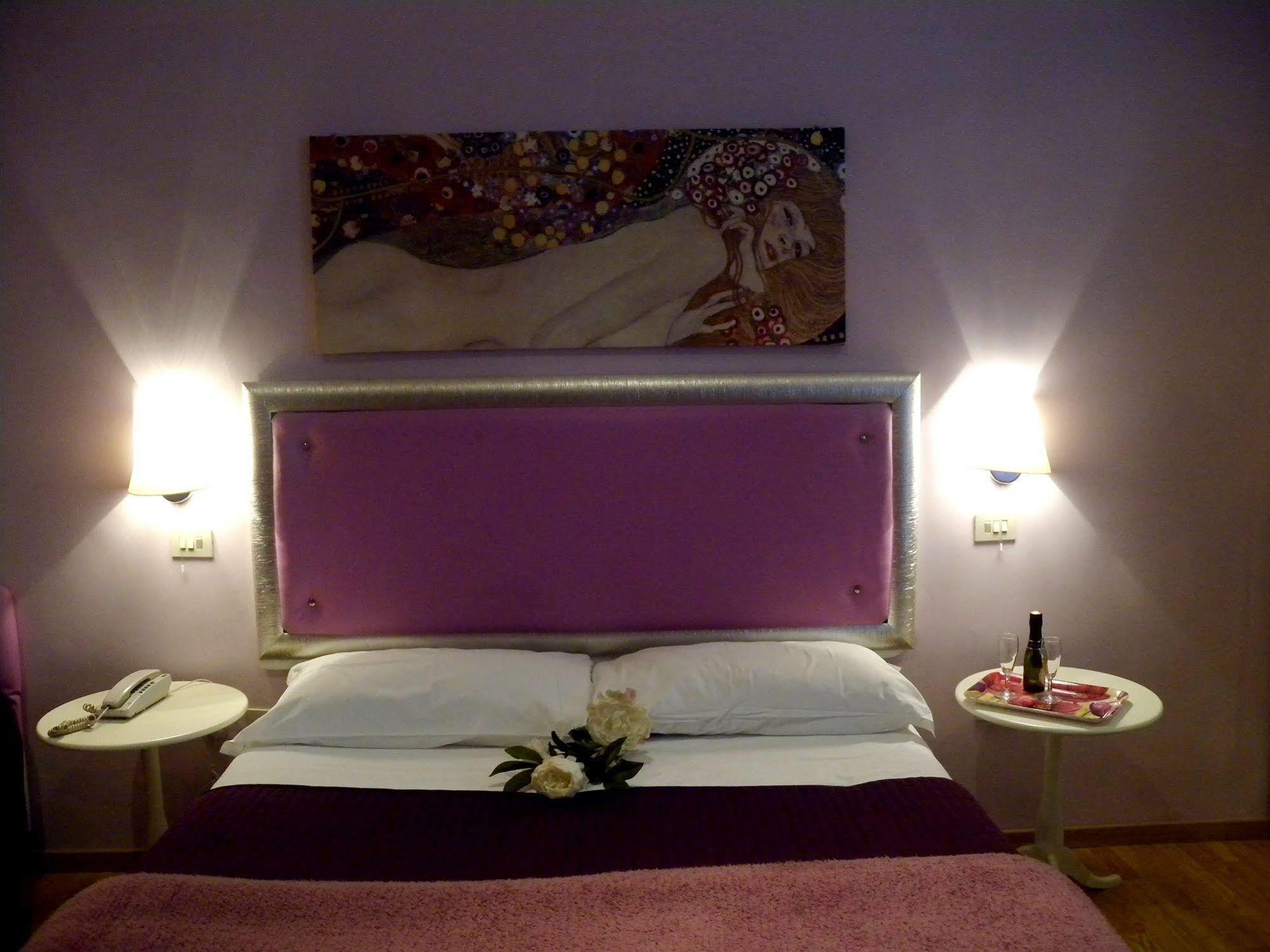 Margaret Hotel